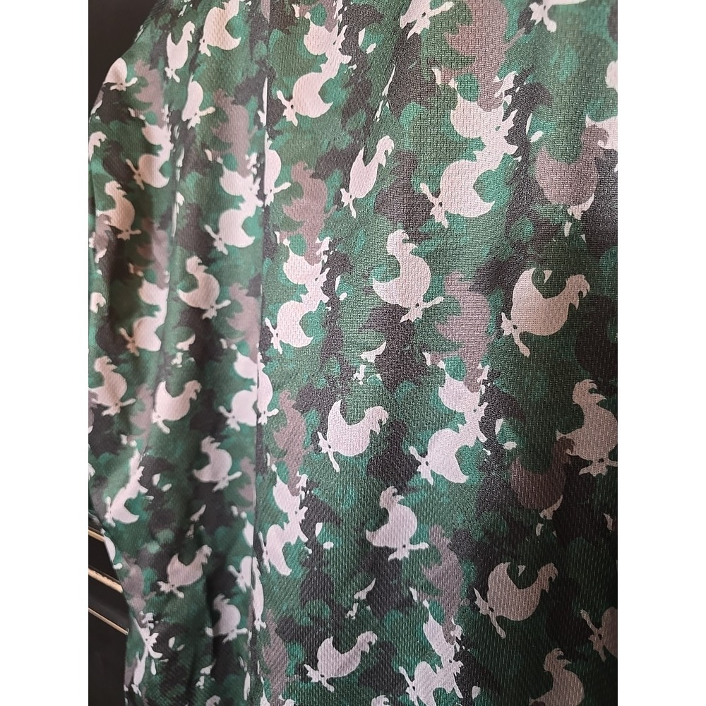 Zaxby's Chicken Camouflage Camo Employee T-Shirt It Ain't Over Men's Large